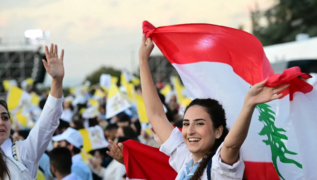 السيادة المفقودة، النهضة المستحقة: قراءة فلسفية لبنانية