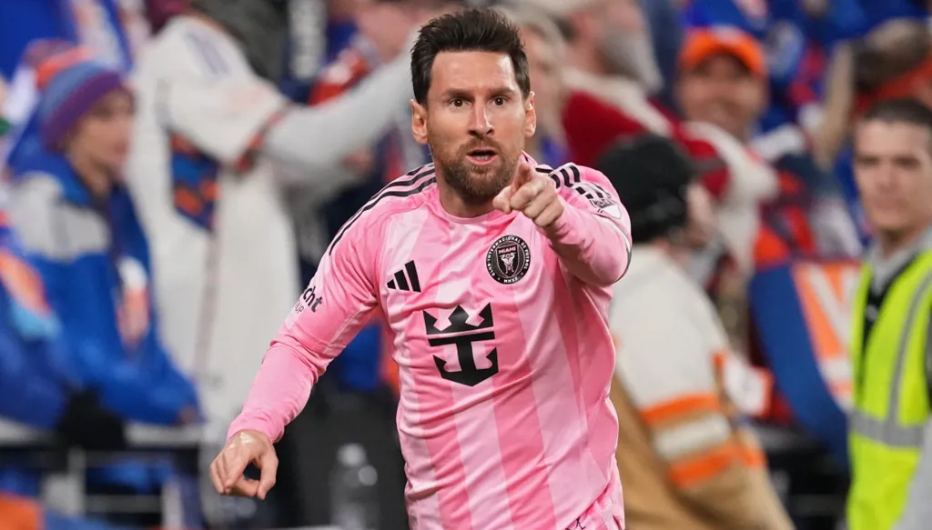 ليونيل ميسي وتوماس مولر... صراع الجبابرة في نهائي كأس الدوري الأميركي