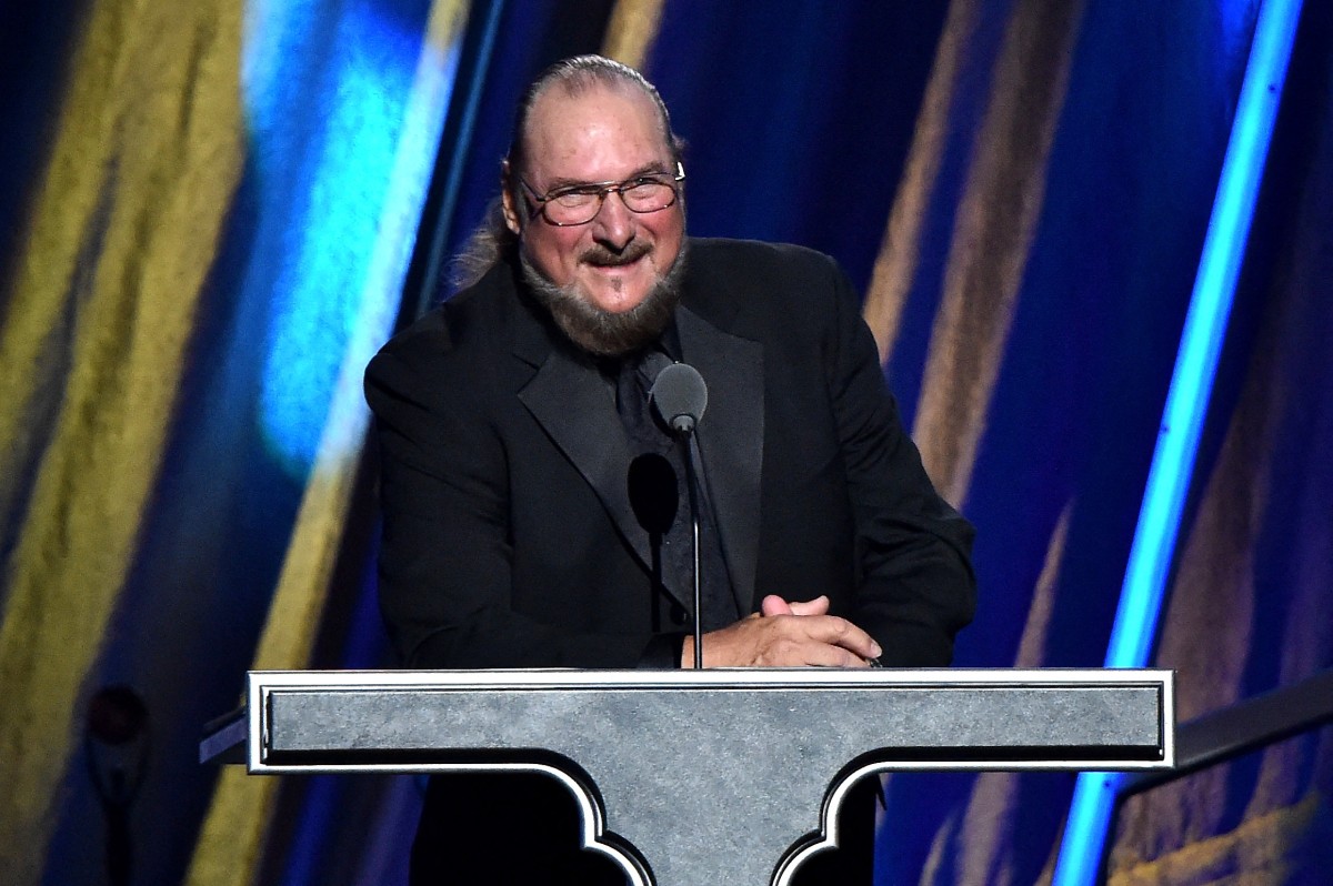 عازف الغيتار الأميركي ستيف كروبر. (أ ف ب)