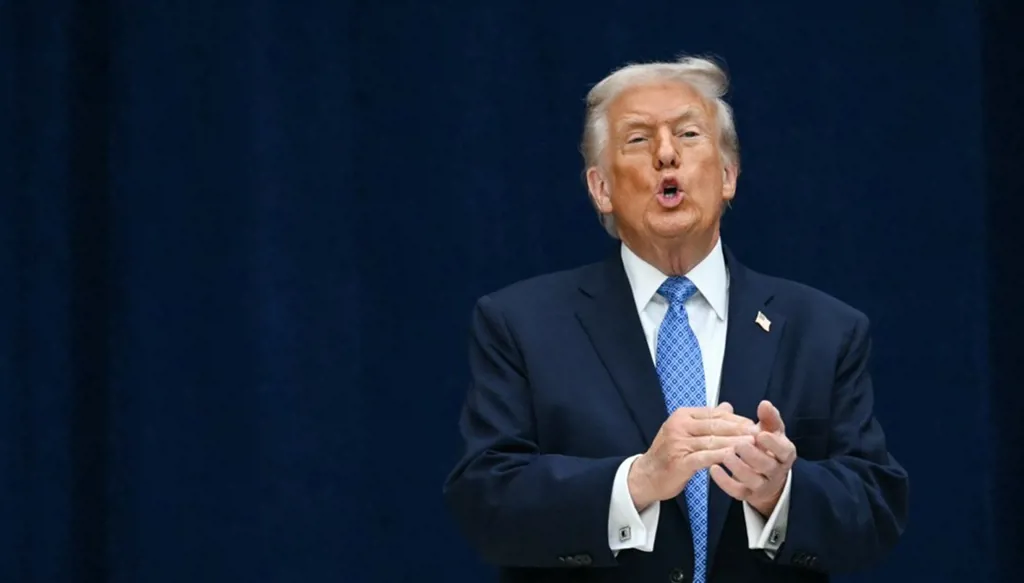 استراتيجية ترامب العالمية تتعهّد بوضع حد "للهجرة الجماعية"