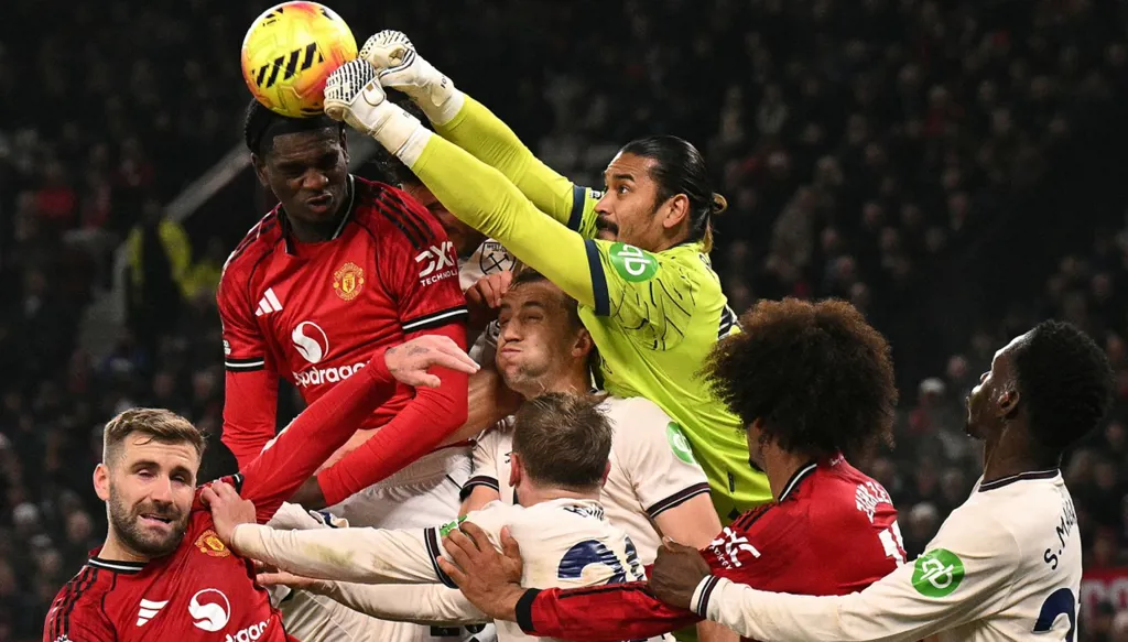 الدقائق القاتلة تسرق الابتسامة من وجوه جماهير مانشستر يونايتد