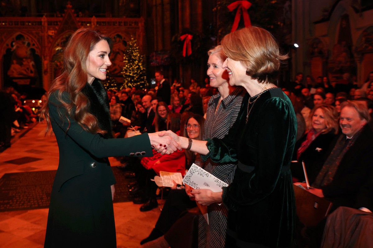كيت ميدلتون من المدعويين خلال خدمة الترانيم السنوية (أ.ف.ب)
