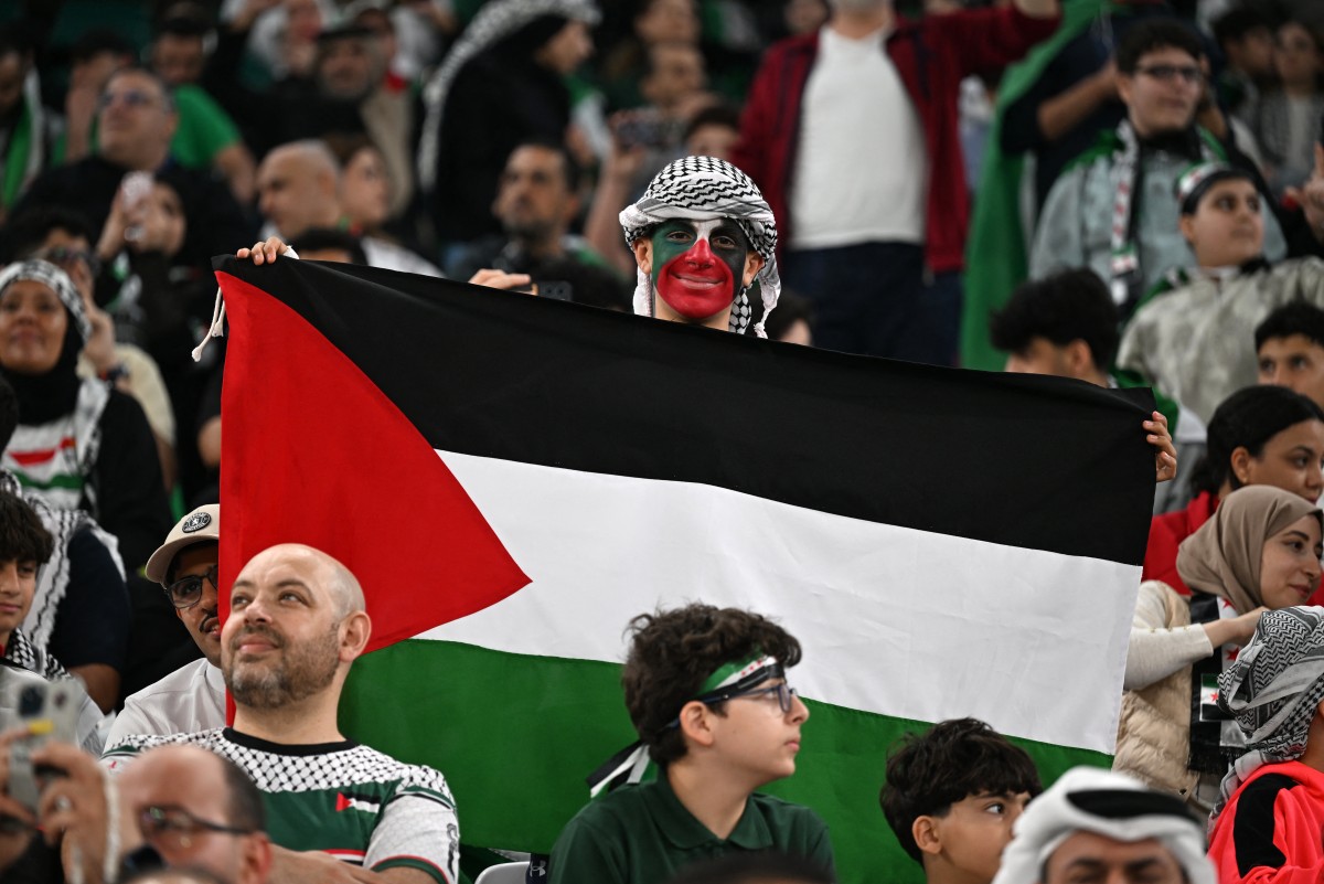 من مباراة سوريا وفلسطين. (أ ف ب)