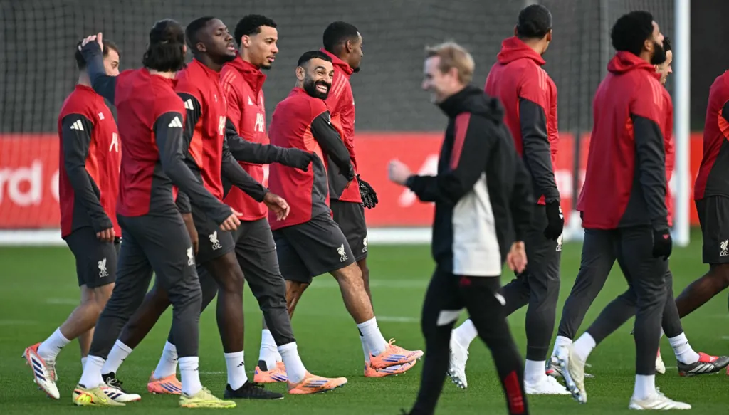 "يا جبل ما يهزك ريح"... رسالة مؤثرة من أحمد السقا إلى محمد صلاح (فيديو)