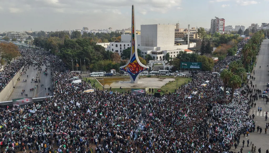 كي لا تكون في سوريا قضية علوية