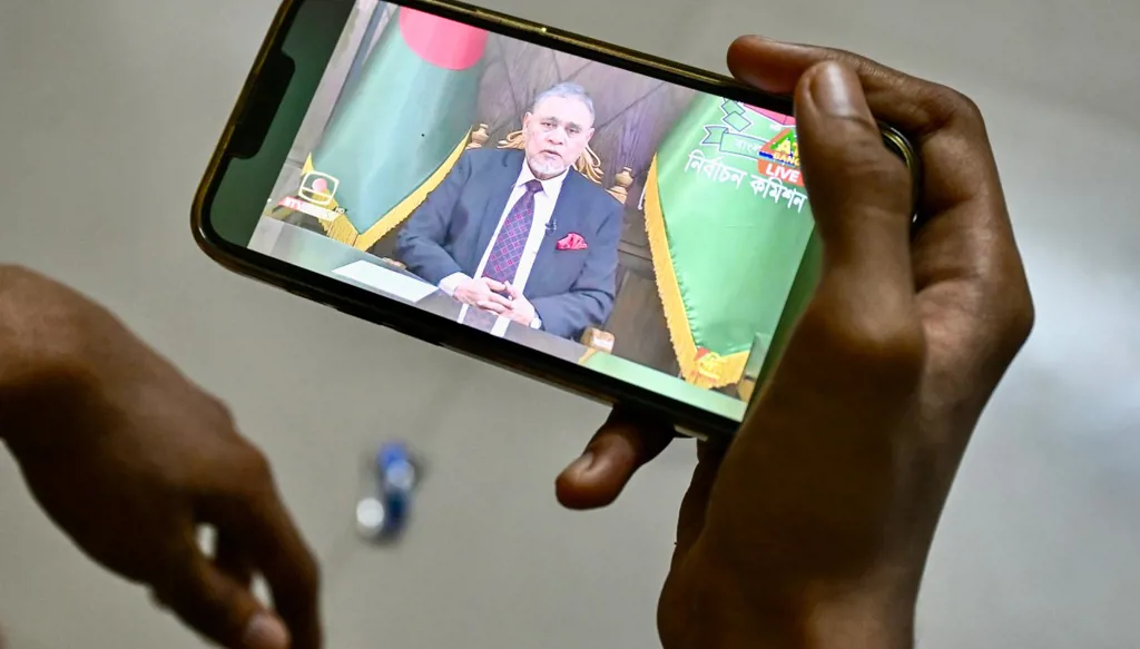 بنغلادش... نجل الزعيمة خالدة ضياء يعلن أنه سيعود من منفاه لخوض الانتخابات