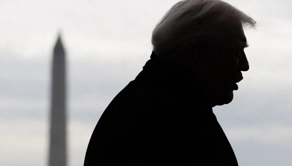 من عودة ترامب إلى انتخاب البابا والذكاء الاصطناعي... أبرز عشرة أحداث شهدها العالم في العام 2025