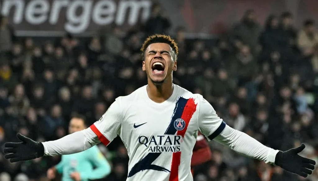 باريس سان جيرمان يضرب موعداً مع فلامنغو في كأس القارات... موعد المباراة والقنوات الناقلة