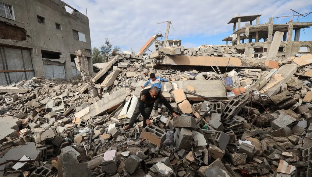 خرق متواصل لاتفاق وقف إطلاق النار... إسرائيل تقصف غزة