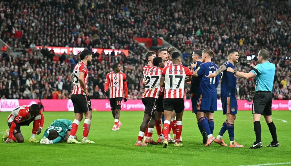 سندرلاند يرفض تسمية غريمه... ديربي تاين ووير يدخل أجواء من التحدي الصارخ