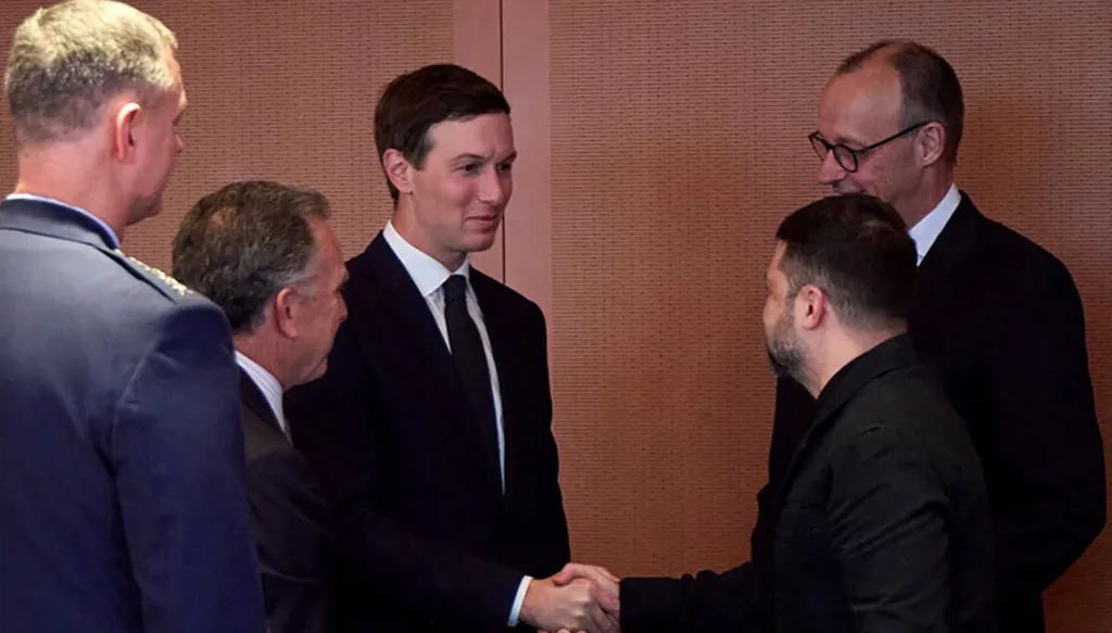 قمة برلين... كيف تُطيل أوروبا وكييف أمد الحرب في أوكرانيا؟