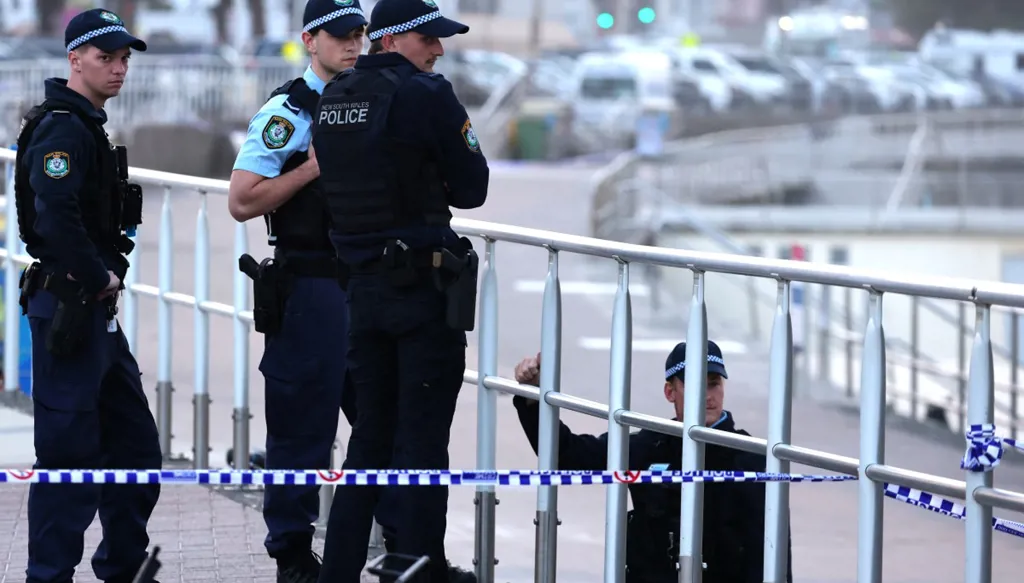 بعد هجوم بوندي... ألبانيزي: أستراليا ستدرس تشديد قوانين حيازة الأسلحة