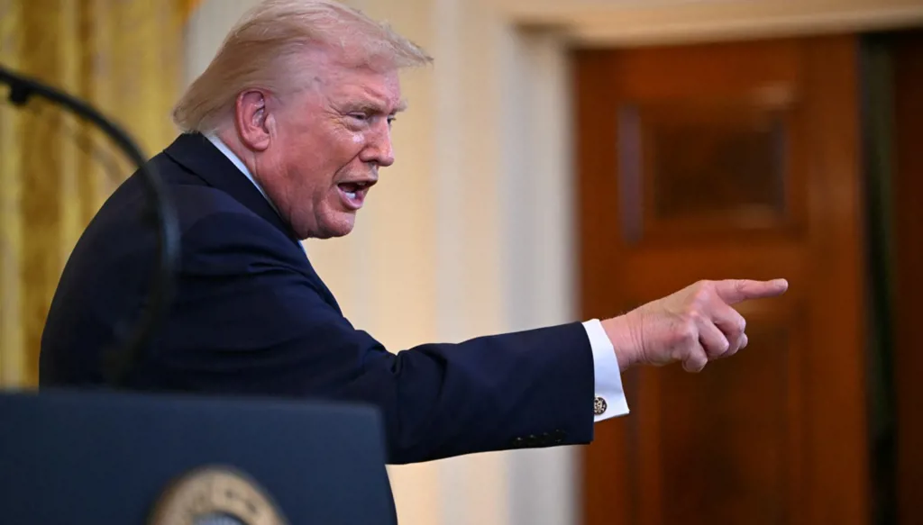 ترامب يكشف أن أحمد الشرع وقّع عقد التنازل عن الجولان ومرتفعات جبل الشيخ؟ النهار تتحقق FactCheck