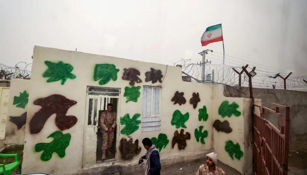 5  عند الخامسة: المرحلة الثانية من حصر السلاح وخطط جديدة لمهاجمة إيران... إليكم توقعات ماغي فرح 2026!