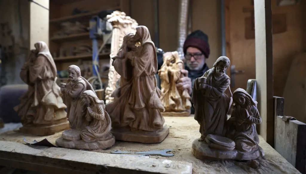 ماذا يمكن أن يُبقي ما تبقّى من مسيحيّي فلسطين في أرض المسيح؟‎