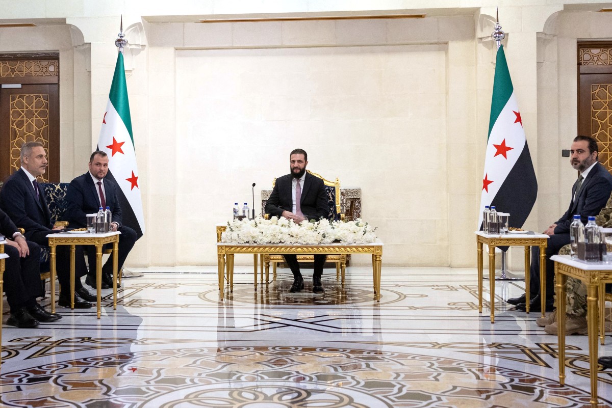 تناولت المباحثات بين الشرع وفيدان ملف قسد. (أ ف ب)