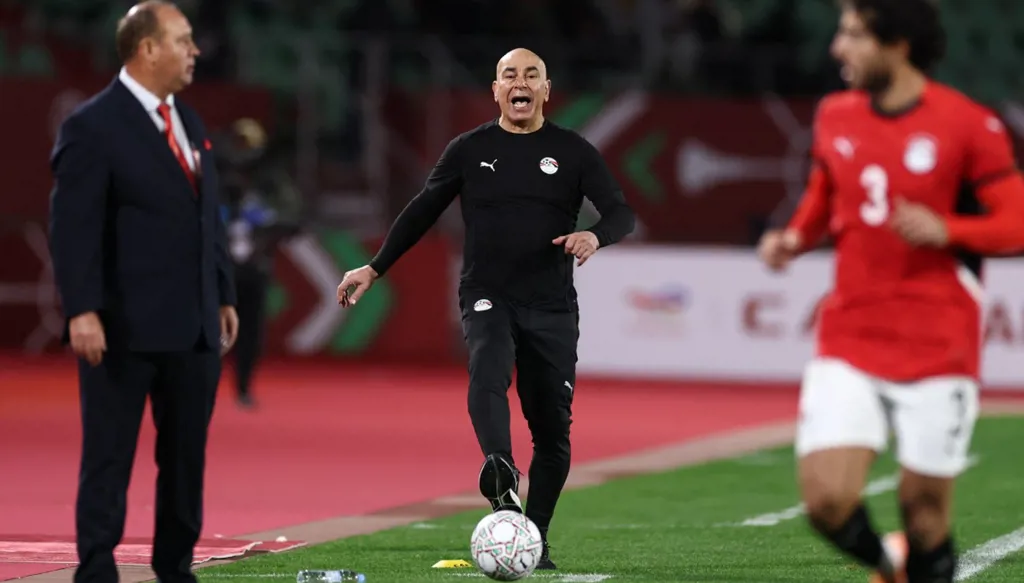 حسام حسن يُحدّد أسباب معاناة مصر أمام زيمبابوي في كأس أمم أفريقيا