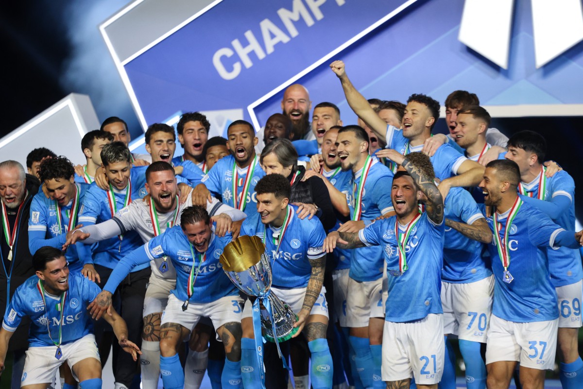 نابولي يتوّج بلقب كأس السوبر في الرياض. (أ ف ب)