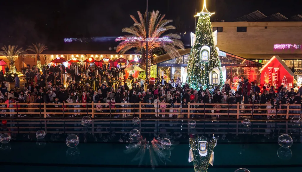 دمشق القديمة تُحيي عيد الميلاد وسط إجراءات أمنية مشددة... مخاوف من تفجيرات داخل الكنائس