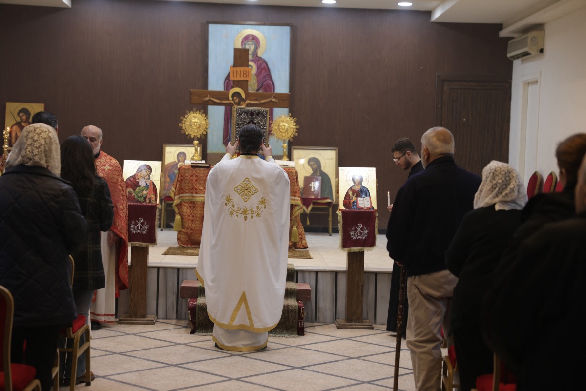 صلاة عيد الميلاد في دمشق القديمة (أ ف ب).