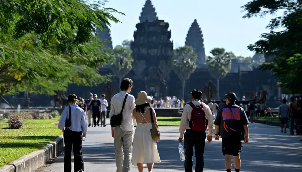 كمبوديا تتهم تايلاند بتكثيف القصف في ظل مباحثات بينهما