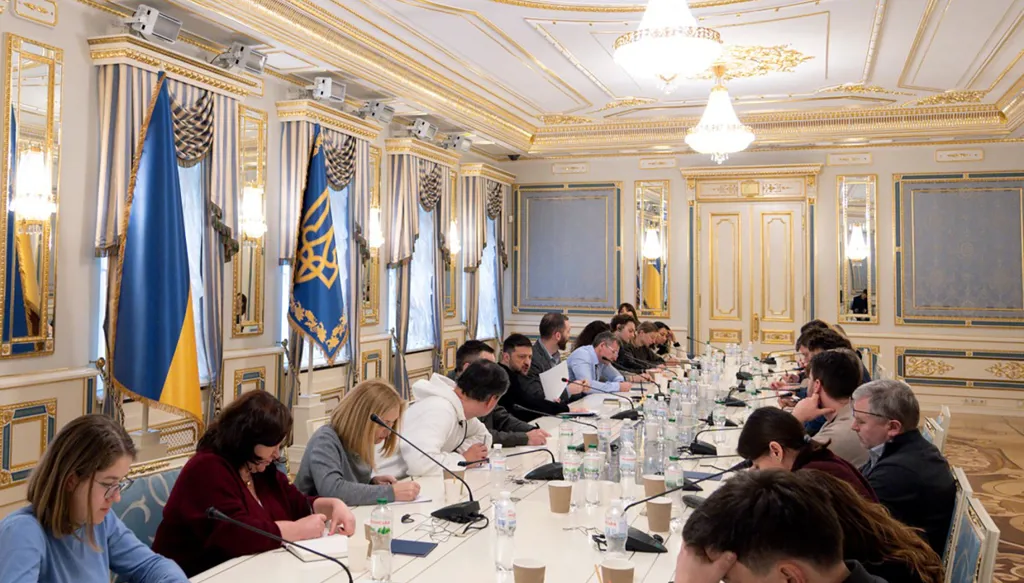 عدّ تنازلي قبل نهاية العام: هل تحسم "قمّة فلوريدا" مصير الحرب الأوكرانية؟