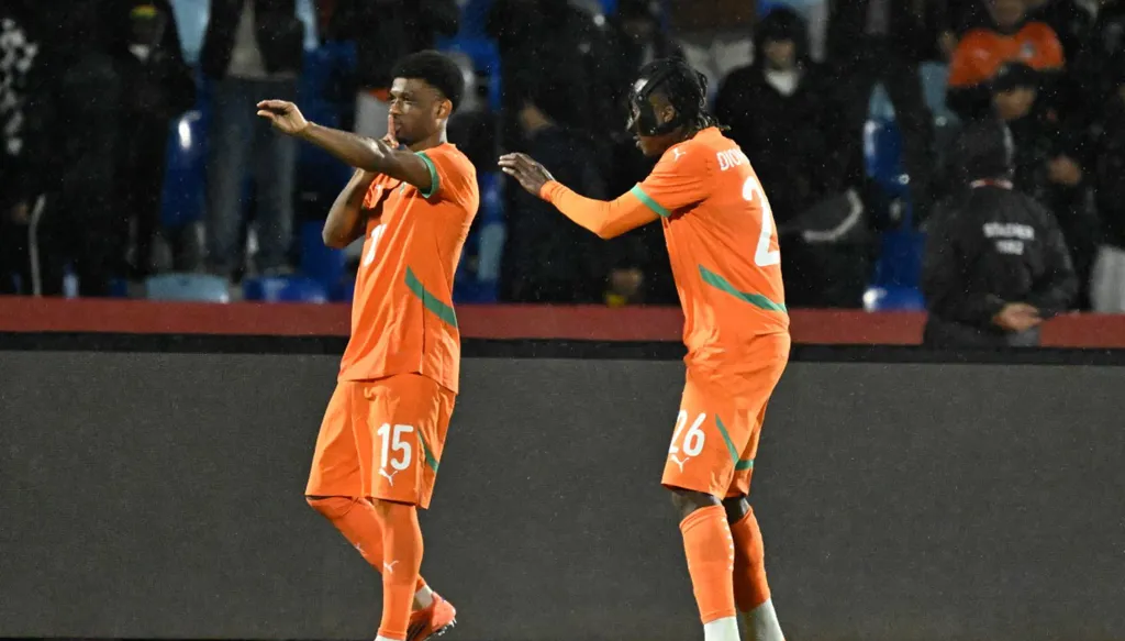 ساحل العاج تبحث عن القمة... موعد مباراتها أمام الغابون والقنوات الناقلة