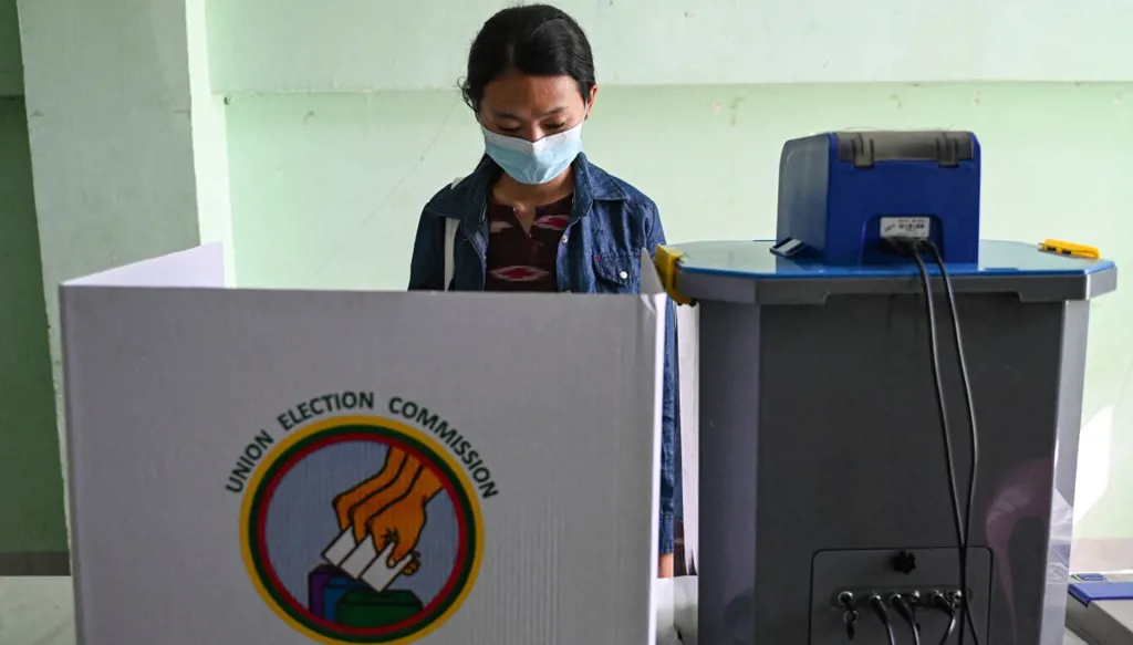 وسط حرب أهلية وأزمة إنسانية... ميانمار تتجه غداً إلى صناديق الاقتراع