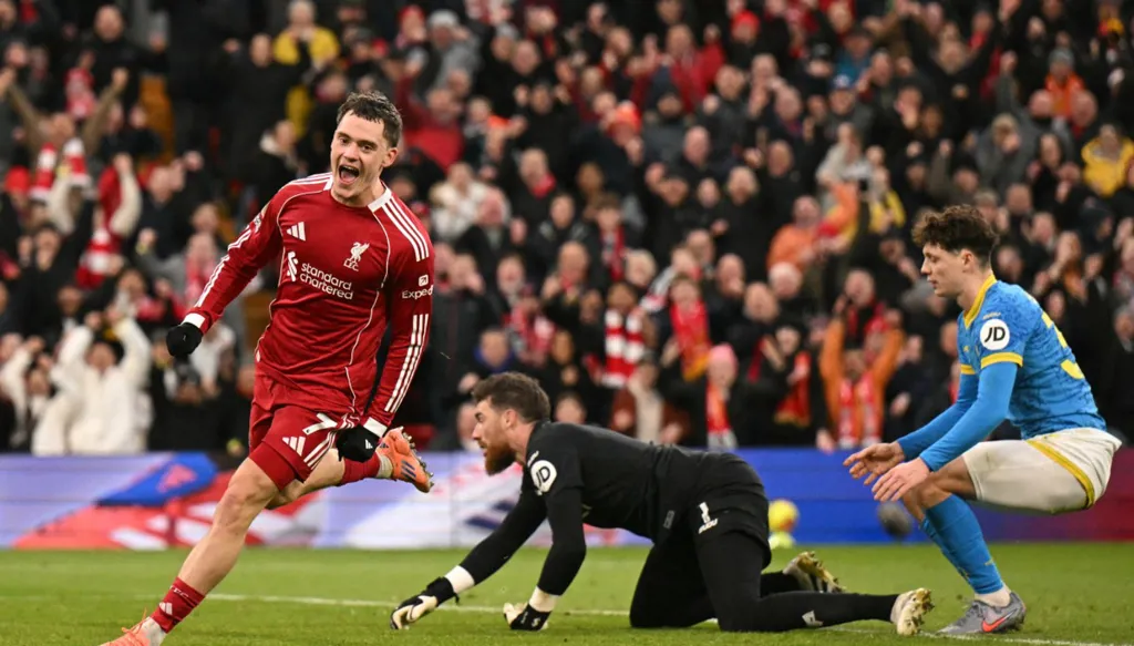 أرسنال يتمسّك بالصدارة وفيرتز يدوّن هدفه الأول مع ليفربول (فيديو)