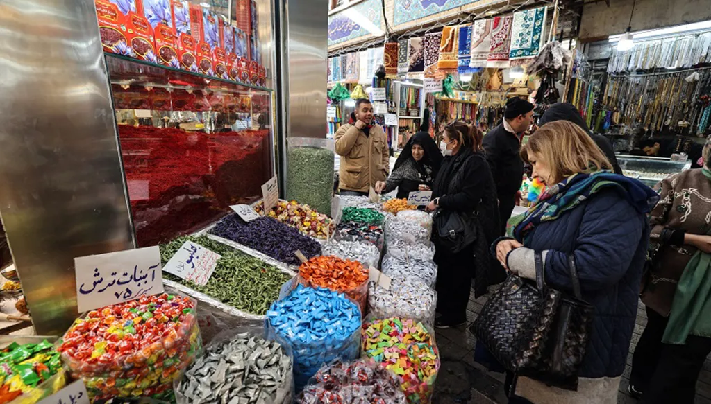 بالفيديو - احتجاجات في طهران لليوم الثاني تنديداً بتفاقم الأوضاع المعيشية