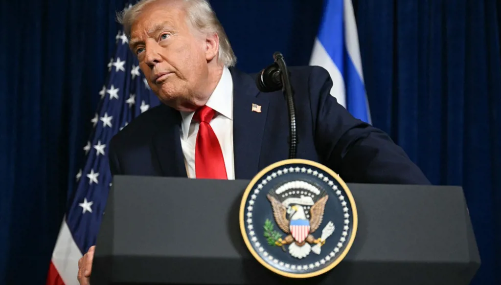 ترامب يُحذّر إيران بـ"التدخّل لإنقاذ المتظاهرين"... وطهران تتوعّد جنوده!