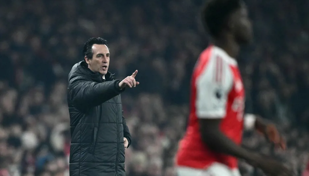 إيمري يبرّر تجاهل أرتيتا بعد سقوط أستون فيلا أمام أرسنال (فيديو)