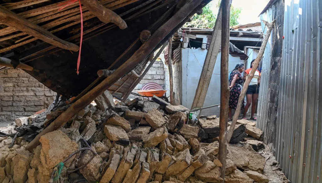 قتيلان ومنازل مدمّرة جراء زلزال ضرب المكسيك