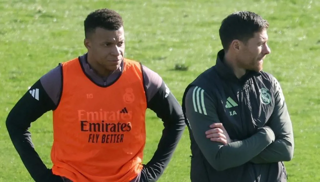 صدمة في ريال مدريد... ألونسو يحبس أنفاس الجماهير بشأن مبابي