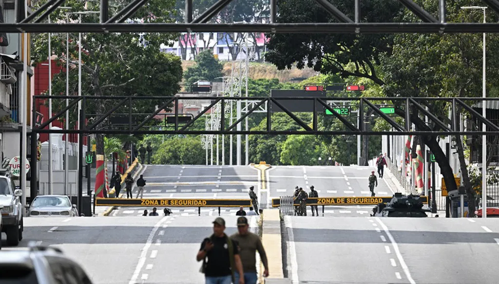 تعقيدات المشهد الفنزويلي... إسقاط مادورو قد يكون المهمّة الأسهل لترامب