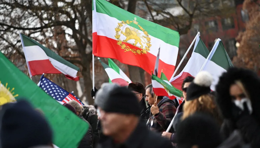 تظاهرات في طهران ومواجهات في غرب إيران... أكثر من 15 قتيلاً بأسبوع