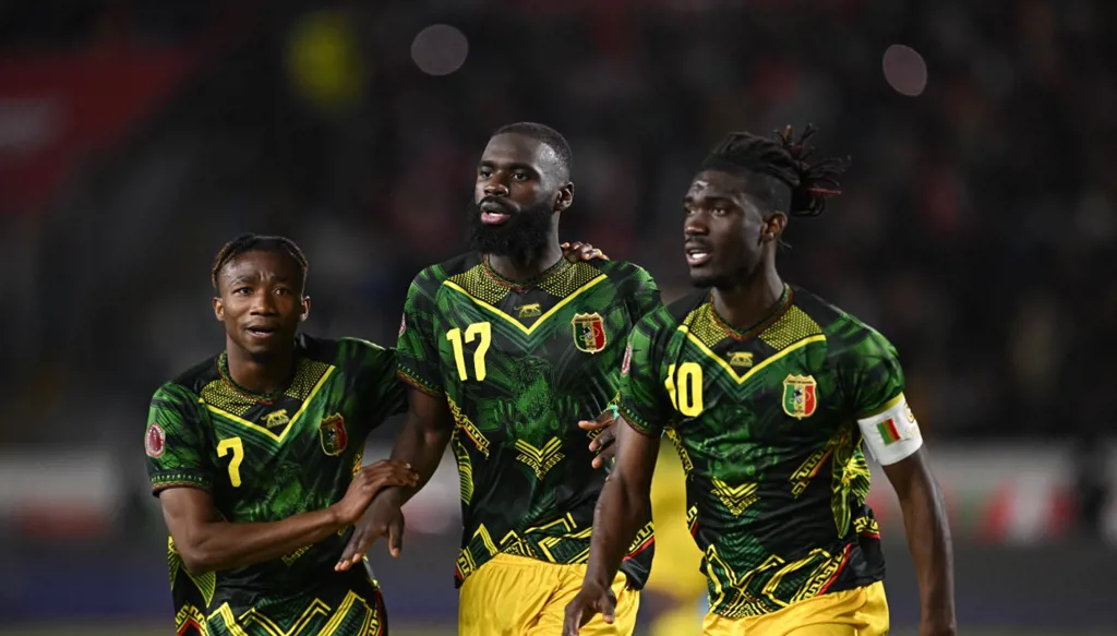 جمع ثروة من الاحتيال... من هو "العرّاف" الذي وعد بفوز مالي في كأس أمم أفريقيا؟