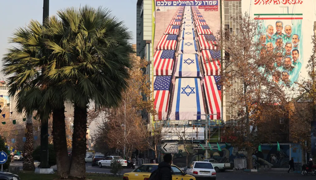 بعد تهديد ترامب... إسرائيل في حالة "تأهّب قصوى" تحسّباً لأيّ تدخّل أميركي في إيران