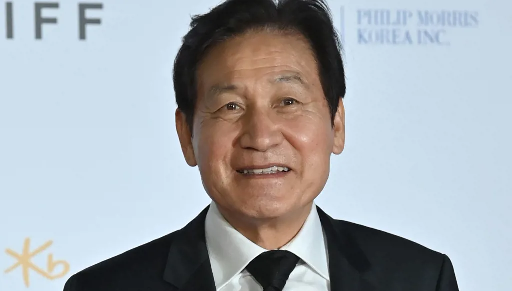 وفاة الممثل الكوري الجنوبي آن سونغ كي عن 74 عاماً