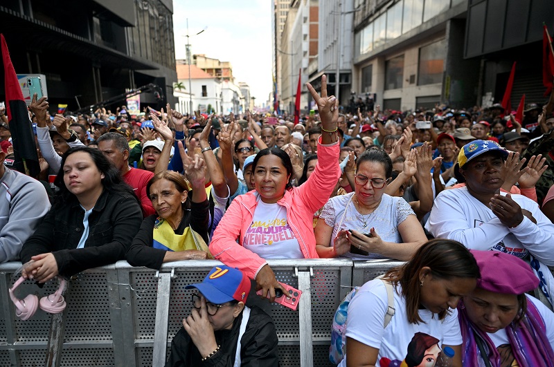 أنصار مادورو في كاراكاس، (ا ف ب).