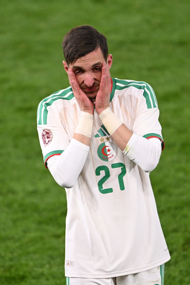 الجزائر تتأهل إلى ربع نهائي كأس أمم أفريقيا بهدف عادل بولبينة. (أ ف ب)