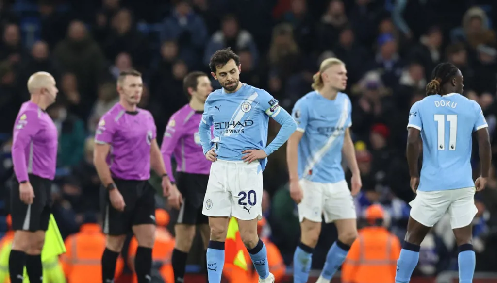 ترتيب الدوري الإنكليزي بعد تعادل مانشستر سيتي مع برايتون وأستون فيلا مع كريستال بالاس