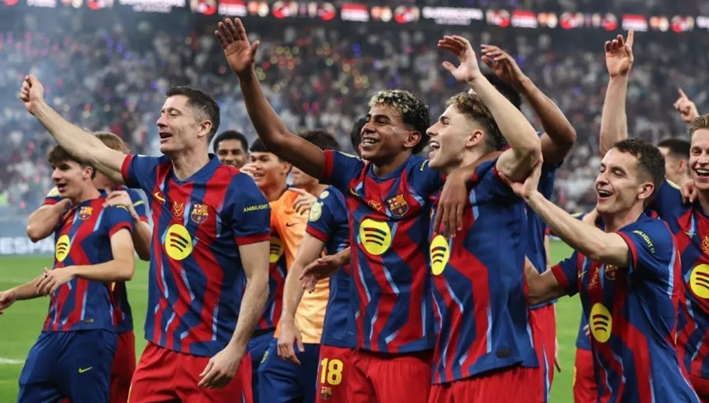 برشلونة بلا دعم… قرار إداري وثمن كروي مؤجّل