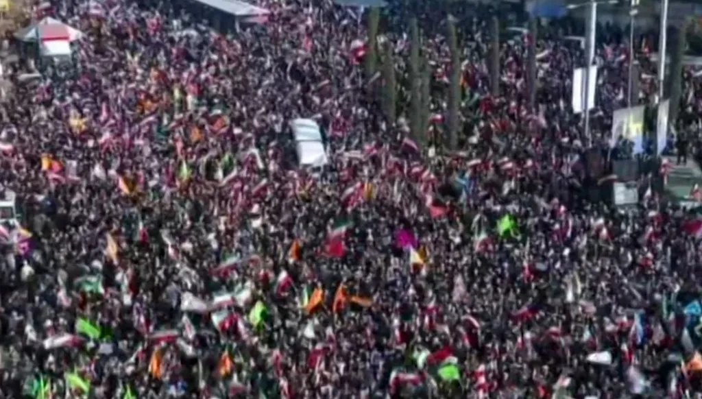 إيرانيون يصلون إلى تركيا عبر معبر حدودي مع استمرار قمع الاحتجاجات في بلادهم