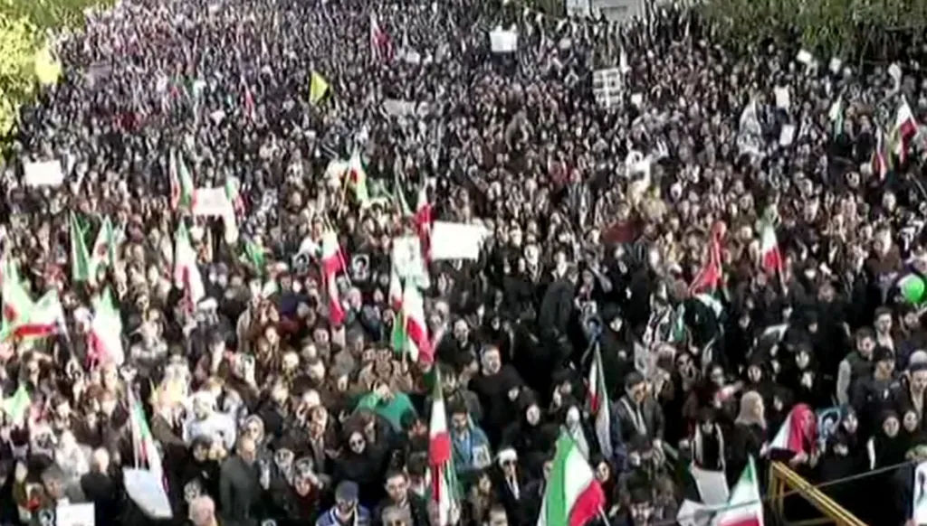 الوضع في إيران بين نتنياهو وبوتين