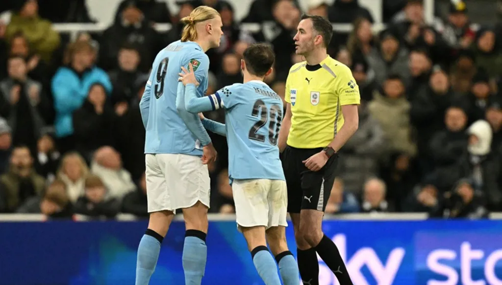 مواجهة لـ"كسر النحس"... موعد مباراة وولفرهامبتون ضد مان سيتي والقنوات الناقلة