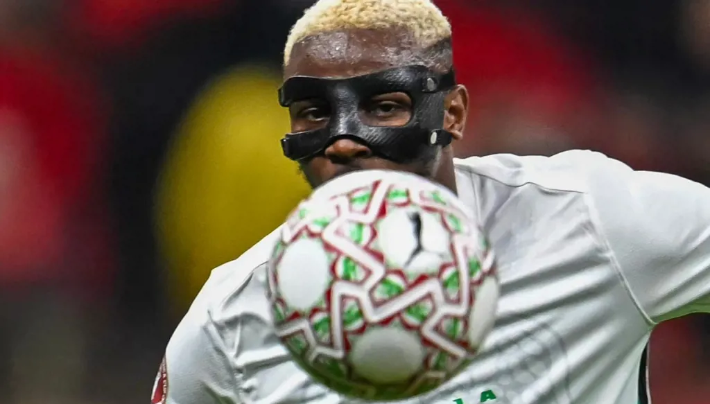 "كاف" يشعل أجواء النهائي… كرة خاصة لموقعة المغرب والسنغال في نهائي كأس أمم أفريقيا 2025 (صورة)