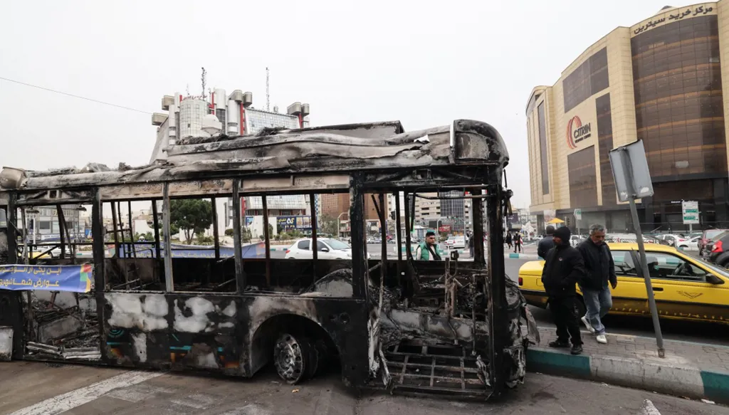 نتبلوكس تؤكد رصد عودة "طفيفة جداً" للإنترنت في إيران