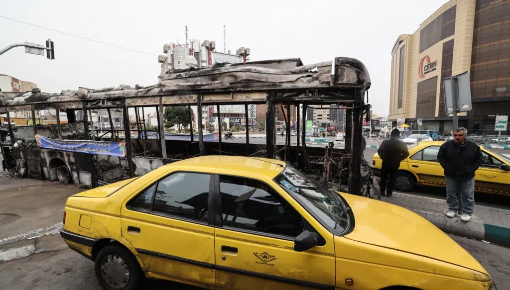 منظمة حقوقية: عدد القتلى في احتجاجات إيران تجاوز 3000