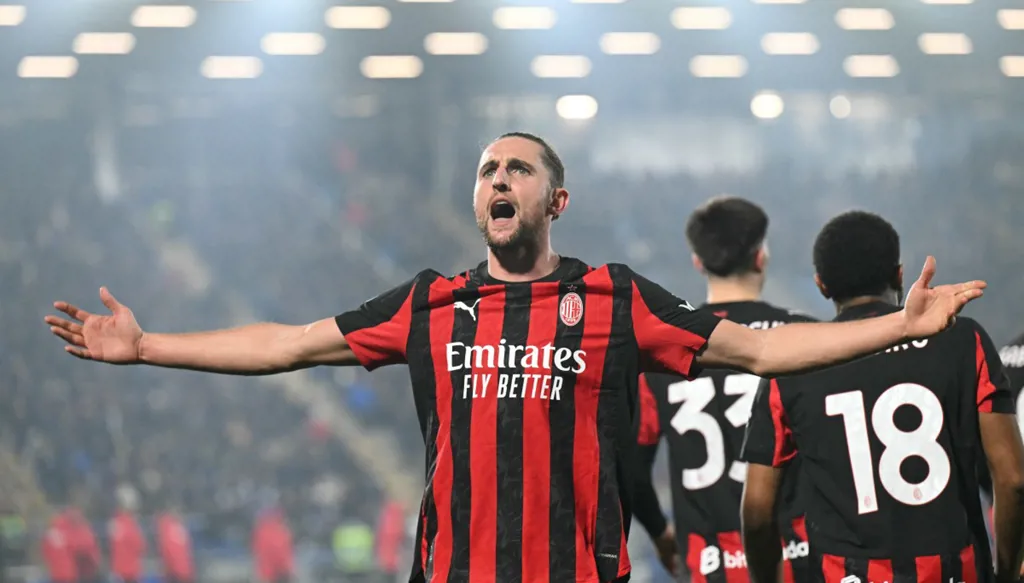 ميلان يطوي صفحة إليوت ويعيد هيكلة رأس المال بتمويل جديد